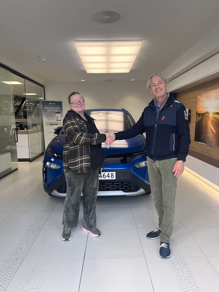 Ine hentet sin nye Škoda Elroq!