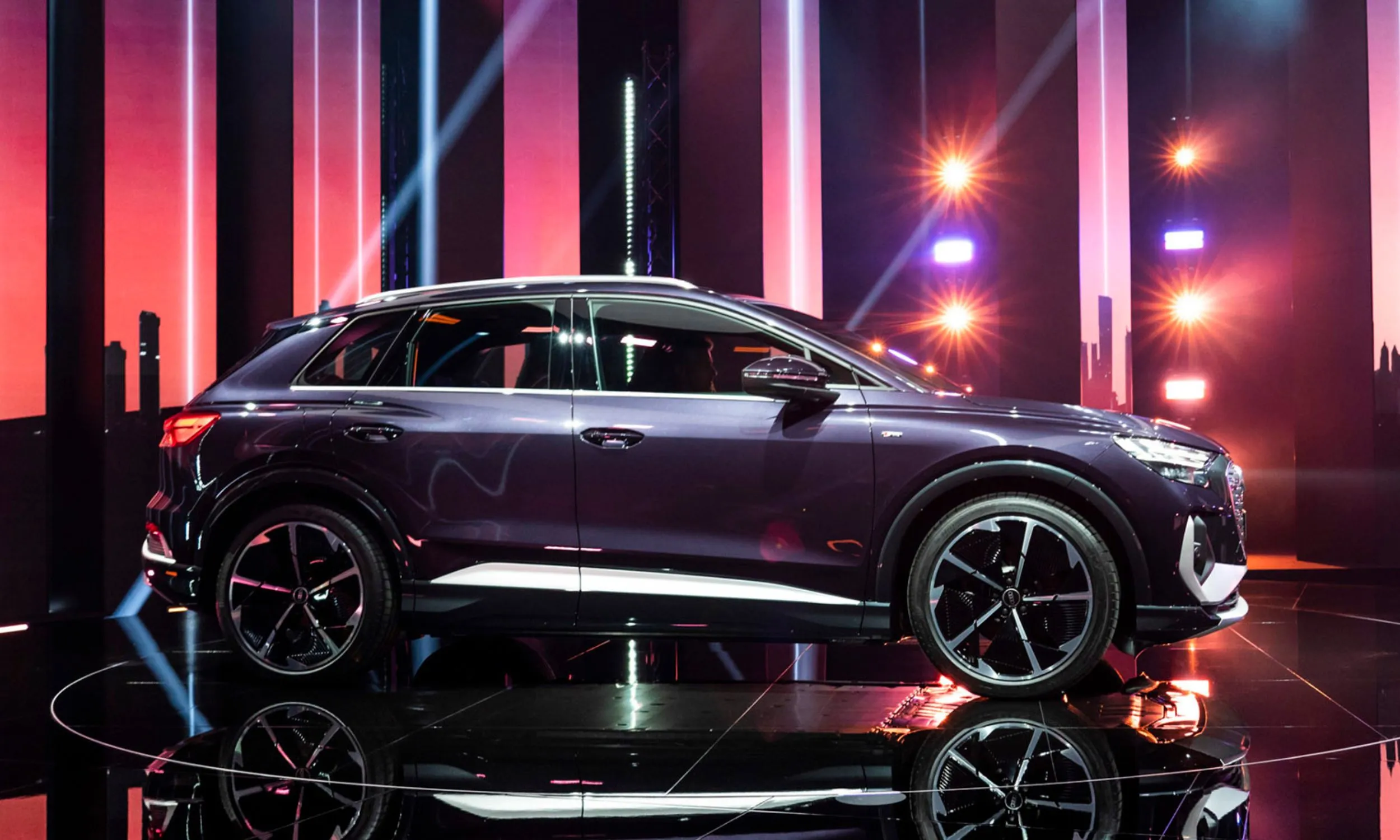 Audi Q4 E-tron 45 quattro edition plus